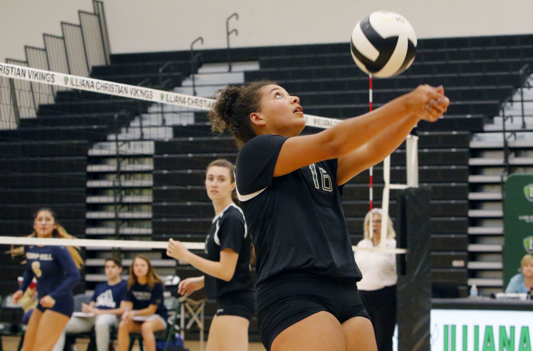 Gallery: Bishop Noll at Illiana Christian volleyball